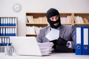 psikologi penipuan fraud pyschology