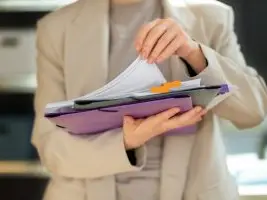 Image for article: Menangani risiko pemalsuan dokumen: langkah proaktif dalam era teknologi canggih